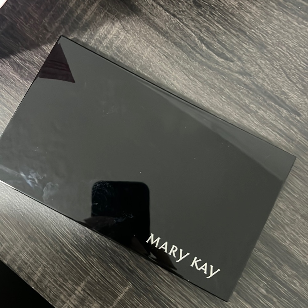 Mary Kay pro palette